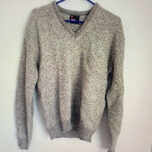 Nautica Men's Beige V-Neck Sweater